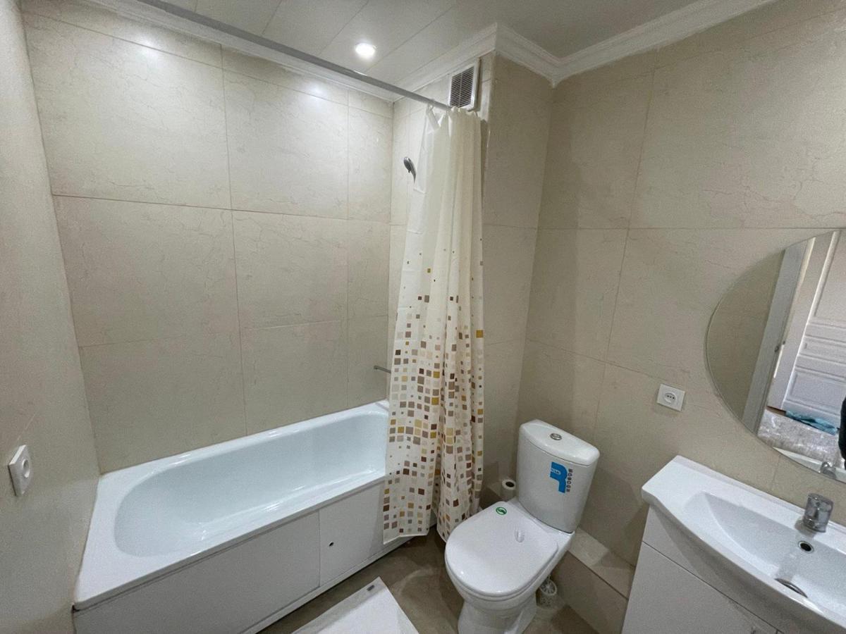 Apartment In Алматы Экстерьер фото